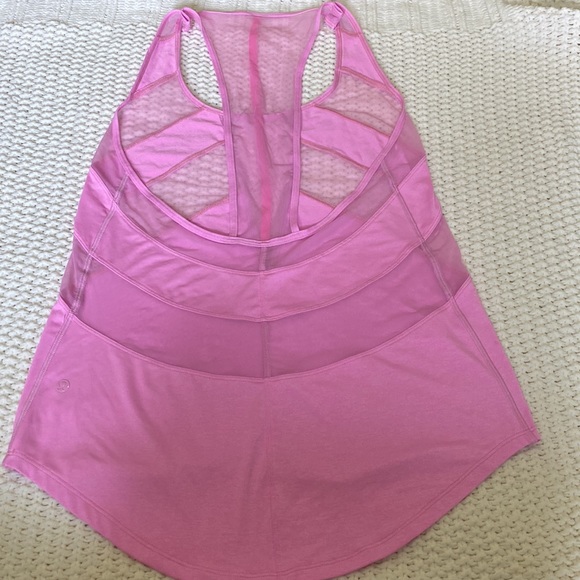 LuLulemon pink workout tank top size small preowned - Picture 8 of 11